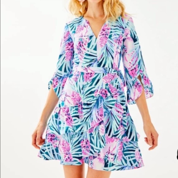 Lilly Pulitzer Dresses & Skirts - Lilly Pulitzer Blue and Pink Tropical Dress